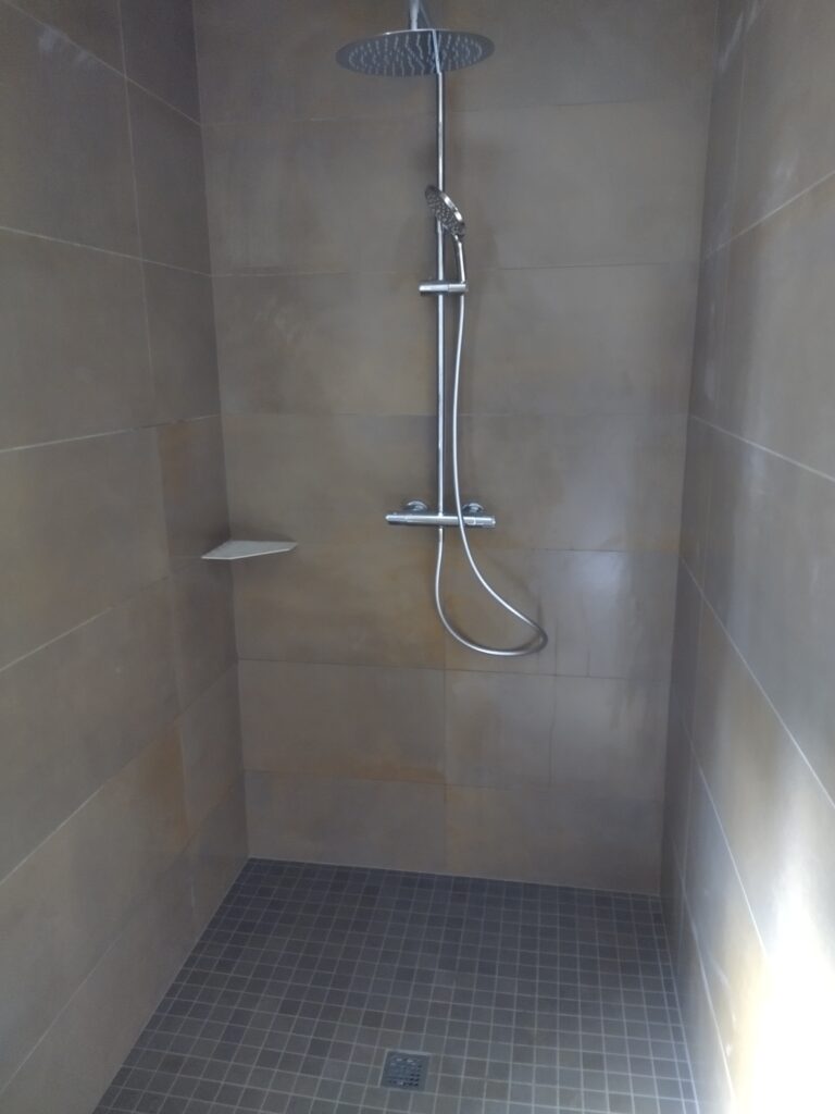 Jp Services Plombier Saint Cast Le Guildo JP SERVICES DOUCHE ITALIENNE