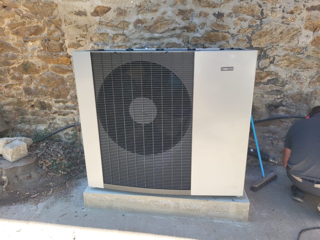 Jp Services Plombier Saint Cast Le Guildo PAC EXTERIEUR